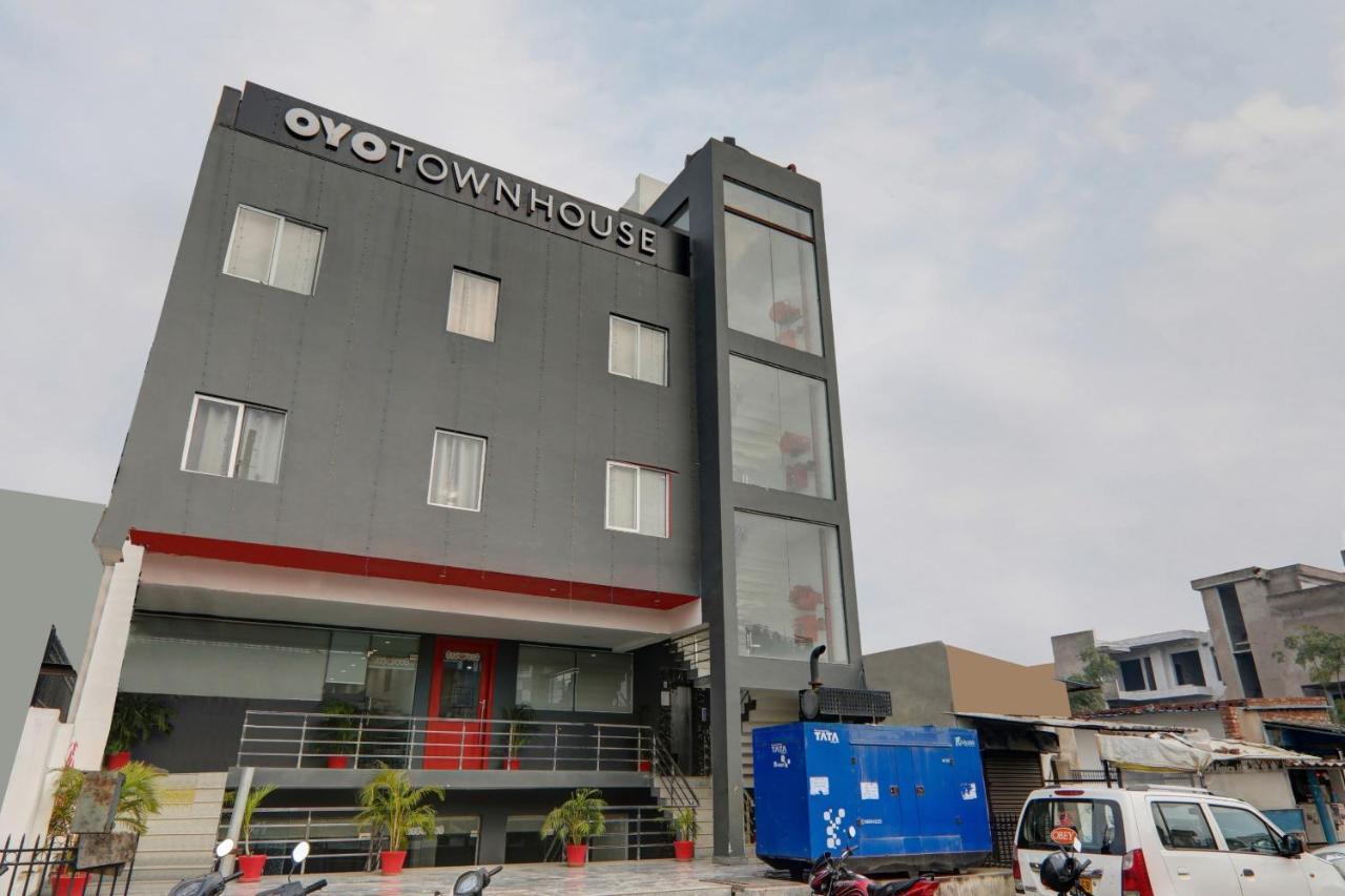 Townhouse The Shubham Bijnaur Exterior foto